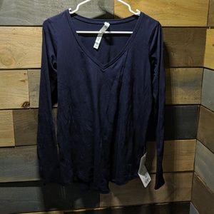 Lululemon Knot A Problem Long Sleve - NWT